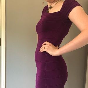 BEBE BODYCON MINI DRESS